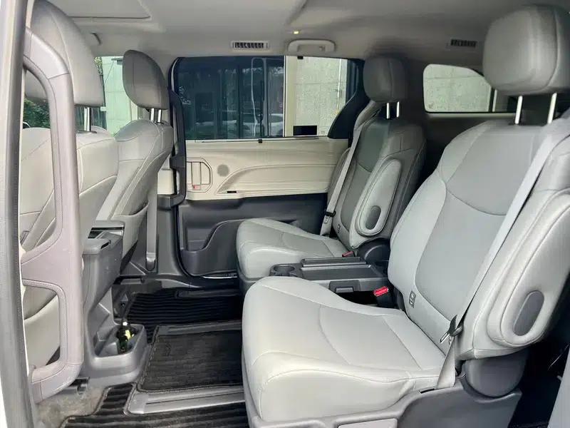 2024 Grevia Intelligent Hybrid Dual Engine 2.5L Two-Wheel Drive Comfort Edition — миниатюра 17