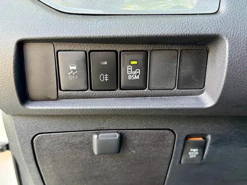 2015 Grevia 3.5L Automatic Rear-Wheel Drive 7-Seater (Parallel Import) — миниатюра 19