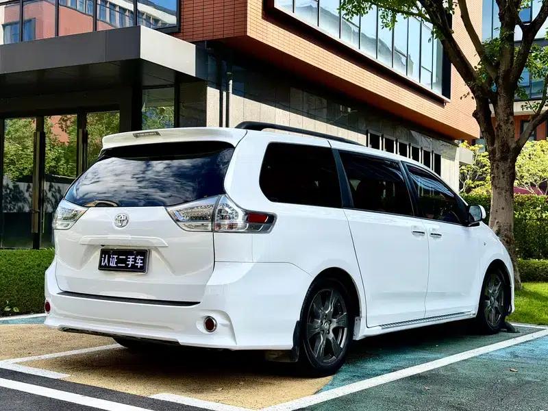 2015 Grevia 3.5L Automatic Rear-Wheel Drive 7-Seater (Parallel Import) — миниатюра 7