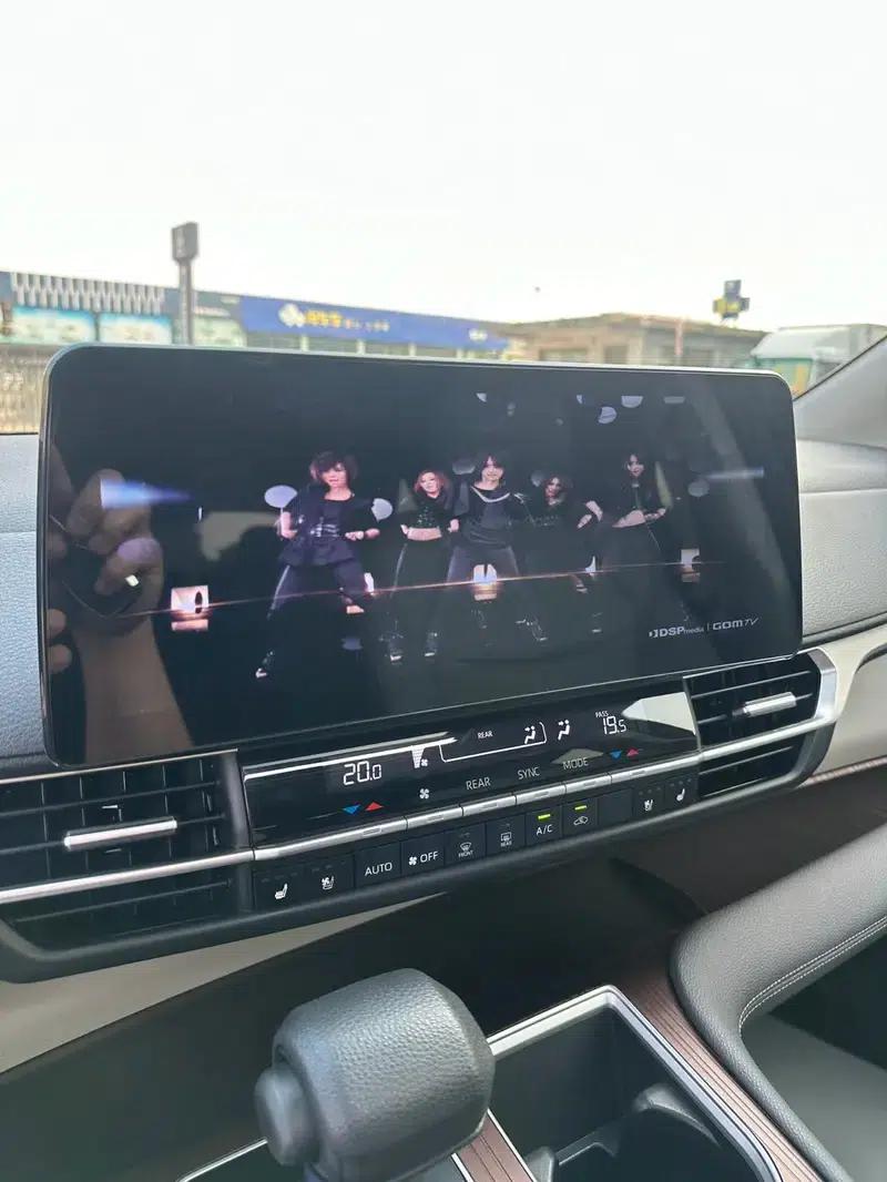 2023 Grevia Intelligent Hybrid Dual Engine 2.5L Comfort Edition — миниатюра 13