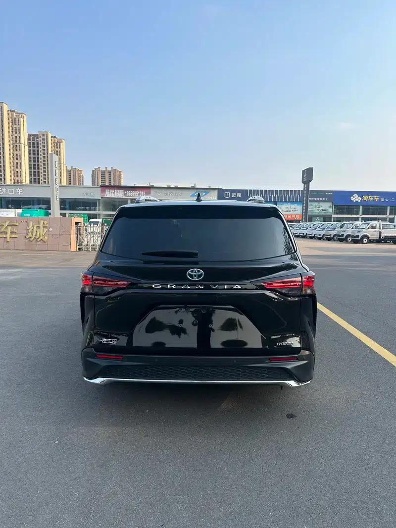 2023 Grevia Intelligent Hybrid Dual Engine 2.5L Comfort Edition — миниатюра 5