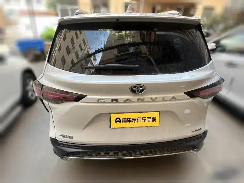 2023 Grevia Intelligent Hybrid Dual Engine 2.5L Comfort Edition — миниатюра 5