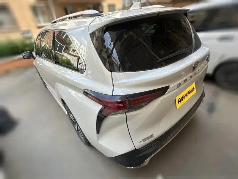 2023 Grevia Intelligent Hybrid Dual Engine 2.5L Comfort Edition — миниатюра 6