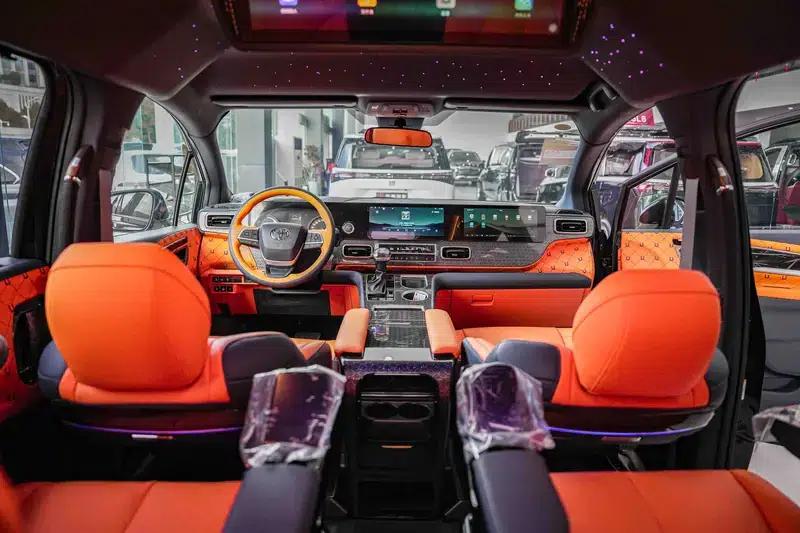 2024 Grevia Intelligent Hybrid Dual Engine 2.5L Two-Wheel Drive Comfort Edition — миниатюра 10