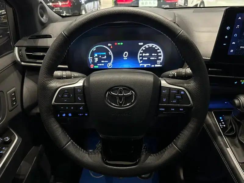 2022 Grevia 2.5L Hybrid Flagship Edition — миниатюра 17