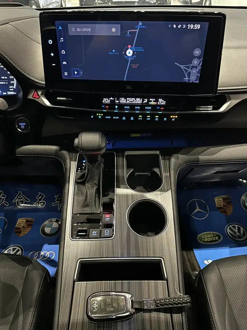 2022 Grevia 2.5L Hybrid Flagship Edition — миниатюра 7