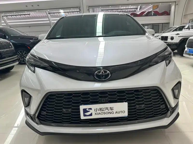 2024 Grevia Intelligent Hybrid Dual Engine 2.5L AWD Premium PLUS Edition — миниатюра 2