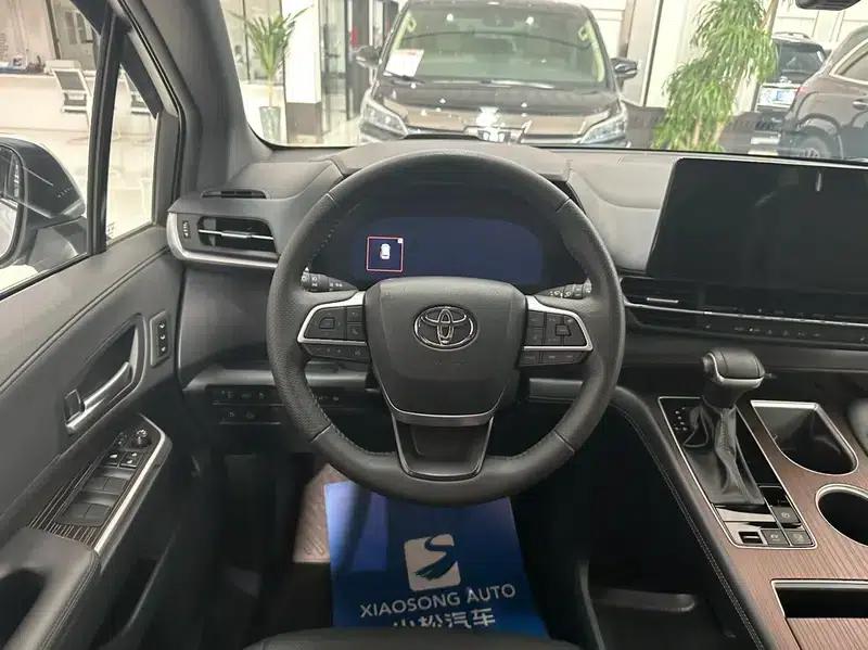 2024 Grevia Intelligent Hybrid Dual Engine 2.5L AWD Premium PLUS Edition — миниатюра 12