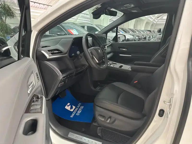 2024 Grevia Intelligent Hybrid Dual Engine 2.5L AWD Premium PLUS Edition — миниатюра 20