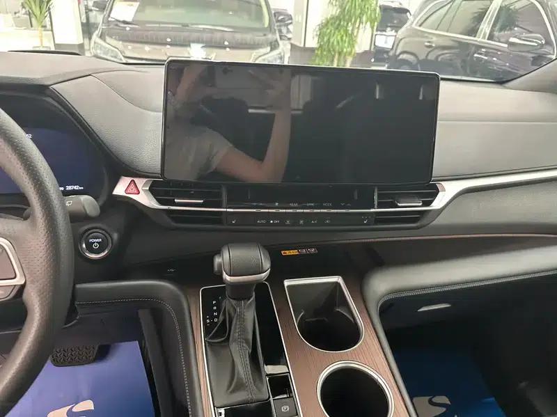 2024 Grevia Intelligent Hybrid Dual Engine 2.5L AWD Premium PLUS Edition — миниатюра 10