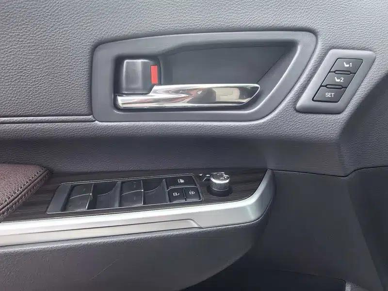 2023 Grevia Intelligent Hybrid Dual Engine 2.5L Flagship VIP — миниатюра 18