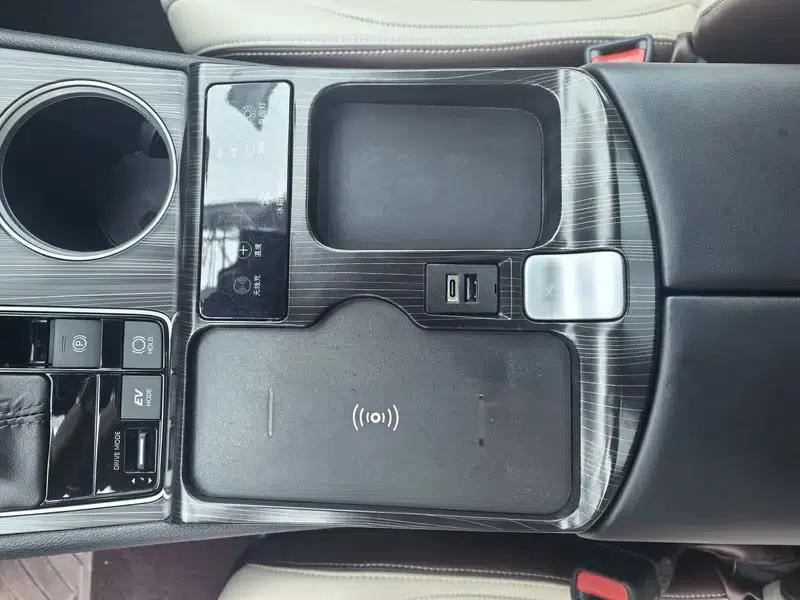 2023 Grevia Intelligent Hybrid Dual Engine 2.5L Flagship VIP — миниатюра 8