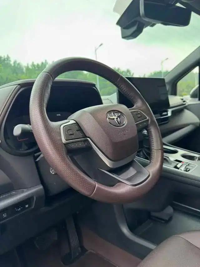 2023 Grevia Intelligent Hybrid Dual Engine 2.5L Flagship VIP — миниатюра 16