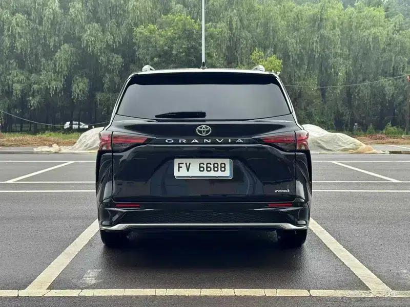 2023 Grevia Intelligent Hybrid Dual Engine 2.5L Flagship VIP — миниатюра 6