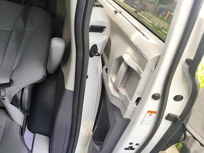 2023 Grevia Intelligent Hybrid Dual Engine 2.5L Comfort Edition — миниатюра 17