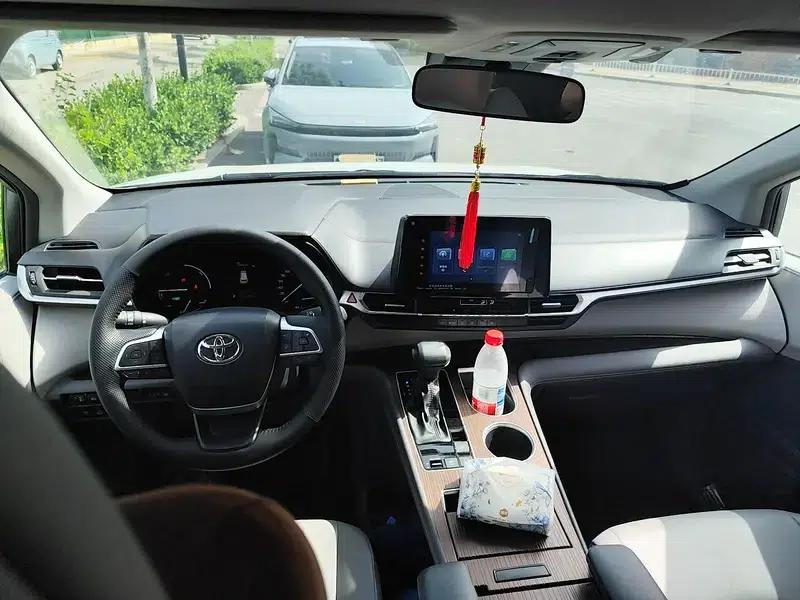2023 Grevia Intelligent Hybrid Dual Engine 2.5L Comfort Edition — миниатюра 10