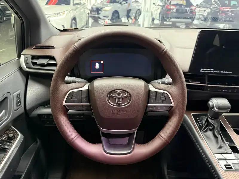 2024 Grevia Intelligent Hybrid Dual Engine 2.5L AWD Premium PLUS Edition — миниатюра 10