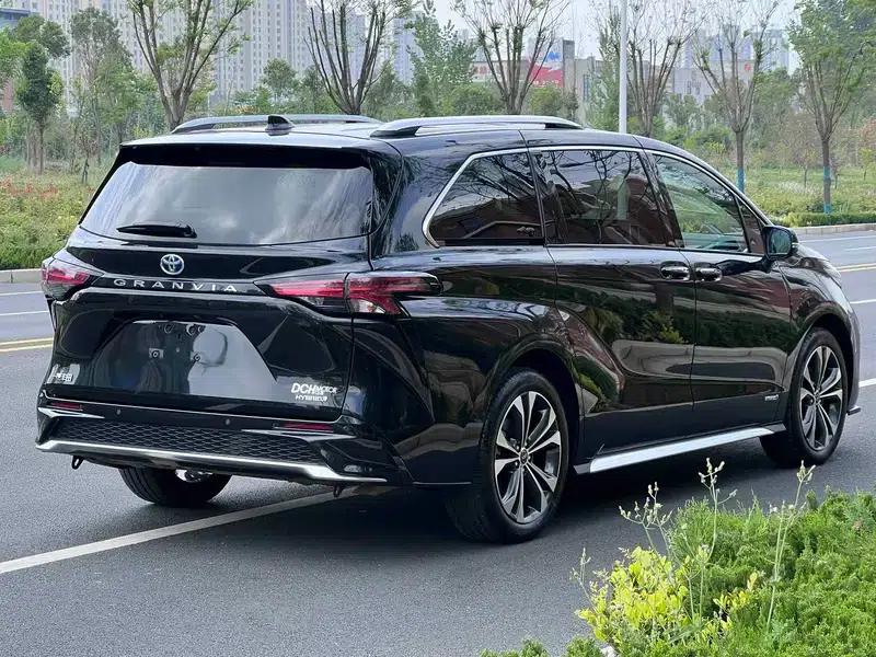 2023 Grevia Intelligent Hybrid Dual Engine 2.5L Premium PLUS — миниатюра 5
