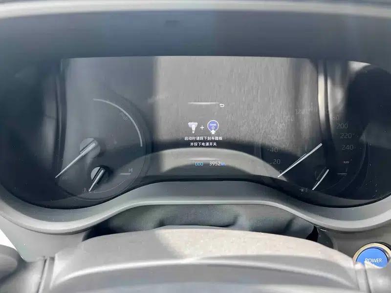 2023 Grevia Intelligent Hybrid Dual Engine 2.5L Premium PLUS — миниатюра 8