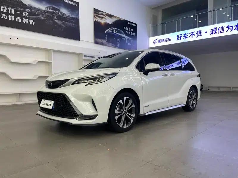 2023 Grevia Intelligent Hybrid Dual Engine 2.5L Premium PLUS — миниатюра 1