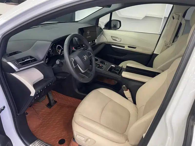 2023 Grevia Intelligent Hybrid Dual Engine 2.5L Premium PLUS — миниатюра 8