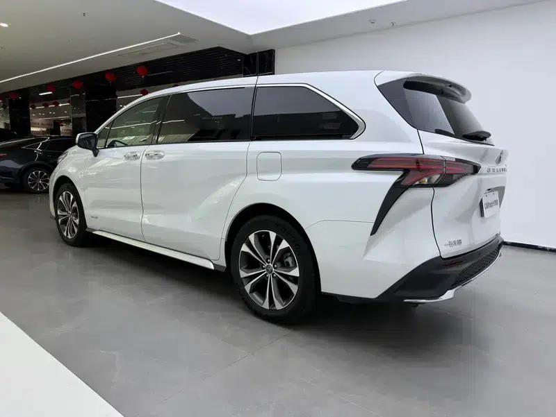 2023 Grevia Intelligent Hybrid Dual Engine 2.5L Comfort Edition — миниатюра 5