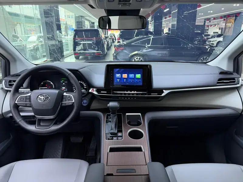 2023 Grevia Intelligent Hybrid Dual Engine 2.5L Comfort Edition — миниатюра 9