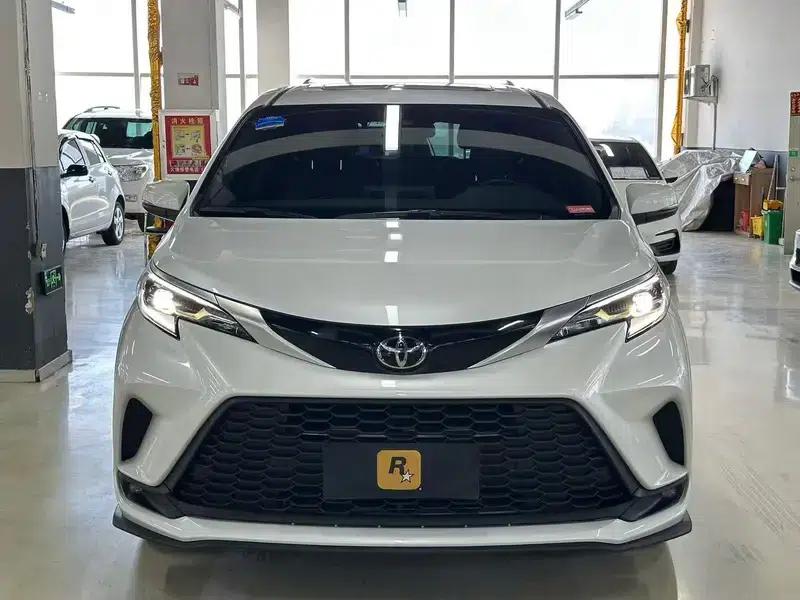 2024 Grevia Intelligent Hybrid Dual Engine 2.5L Two-Wheel Drive Luxury Edition — миниатюра 2