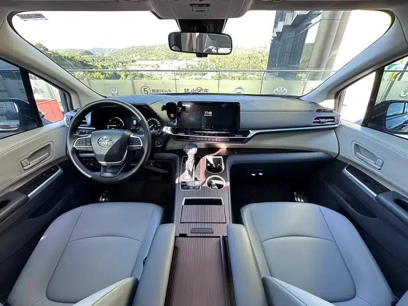 2024 Grevia Intelligent Hybrid Dual Engine 2.5L Two-Wheel Drive Comfort Edition — миниатюра 12