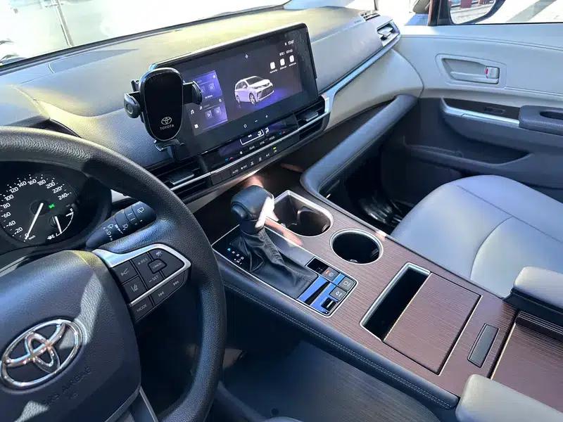 2024 Grevia Intelligent Hybrid Dual Engine 2.5L Two-Wheel Drive Comfort Edition — миниатюра 15