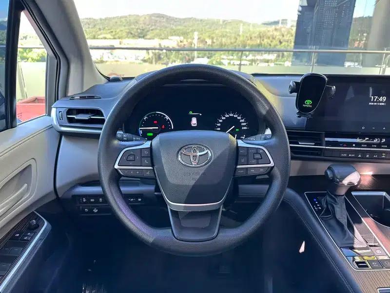 2024 Grevia Intelligent Hybrid Dual Engine 2.5L Two-Wheel Drive Comfort Edition — миниатюра 16