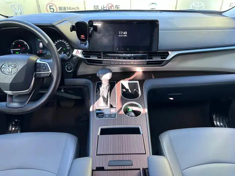 2024 Grevia Intelligent Hybrid Dual Engine 2.5L Two-Wheel Drive Comfort Edition — миниатюра 9