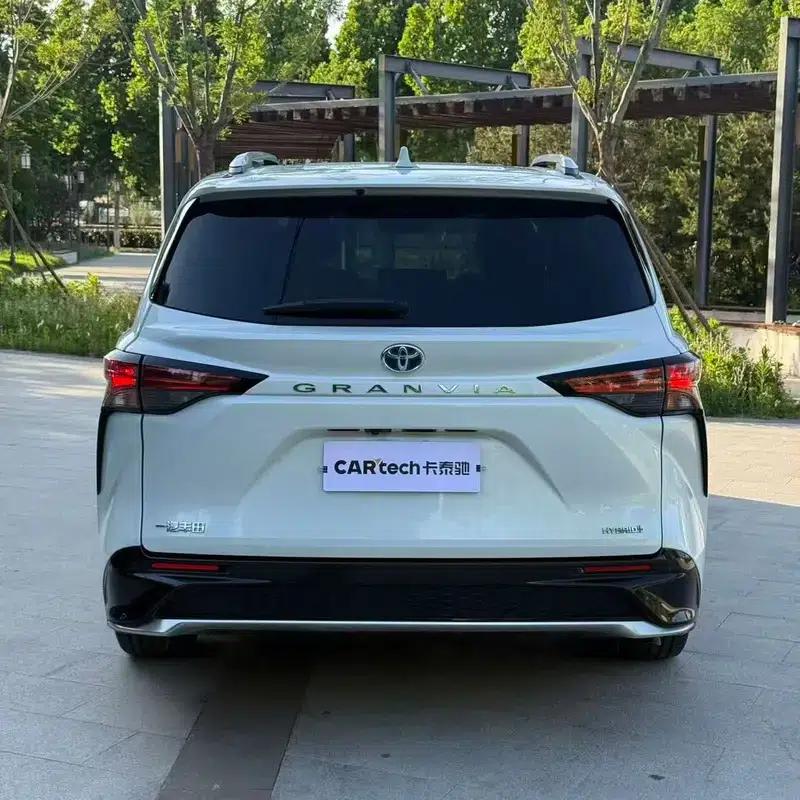 2023 Grevia Intelligent Hybrid Dual Engine 2.5L Premium PLUS — миниатюра 5