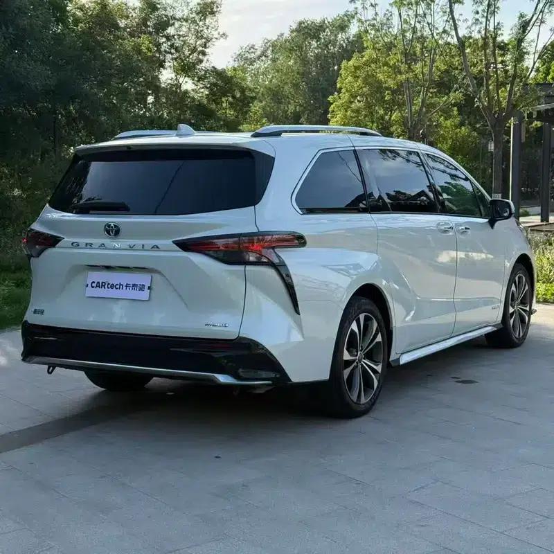 2023 Grevia Intelligent Hybrid Dual Engine 2.5L Premium PLUS — миниатюра 6