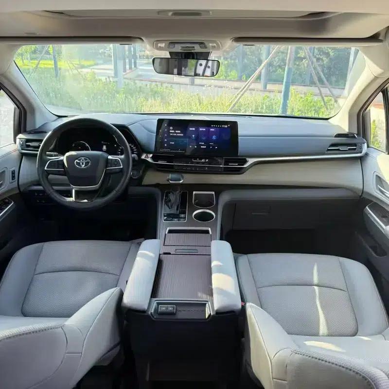2023 Grevia Intelligent Hybrid Dual Engine 2.5L Premium PLUS — миниатюра 7