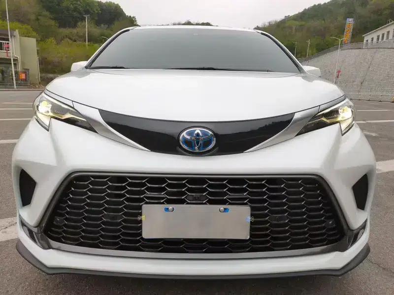 2023 Grevia Intelligent Hybrid Dual Engine 2.5L Premium PLUS — миниатюра 2