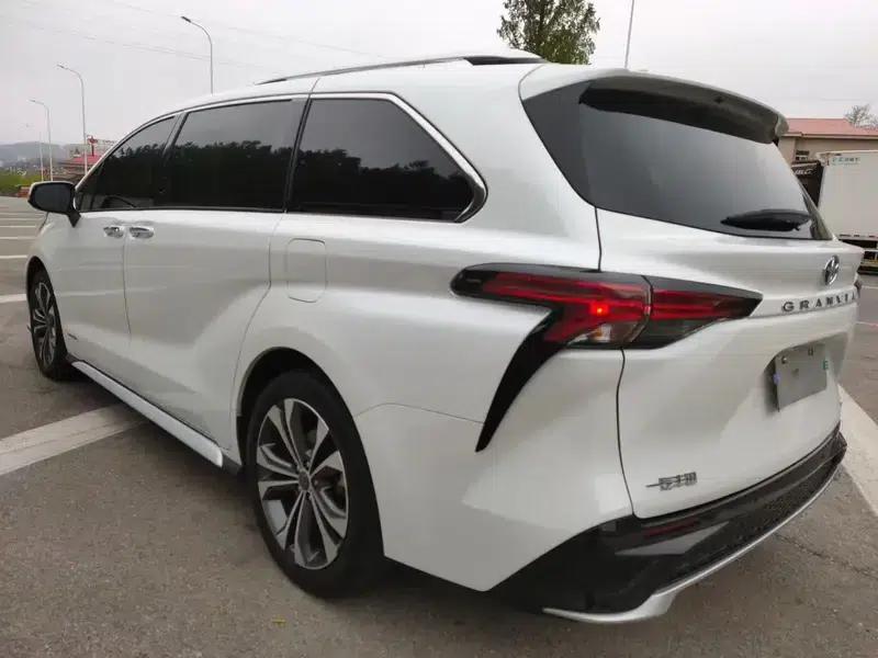 2023 Grevia Intelligent Hybrid Dual Engine 2.5L Premium PLUS — миниатюра 4