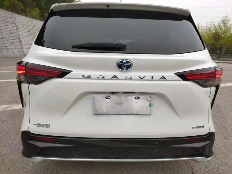 2023 Grevia Intelligent Hybrid Dual Engine 2.5L Premium PLUS — миниатюра 5