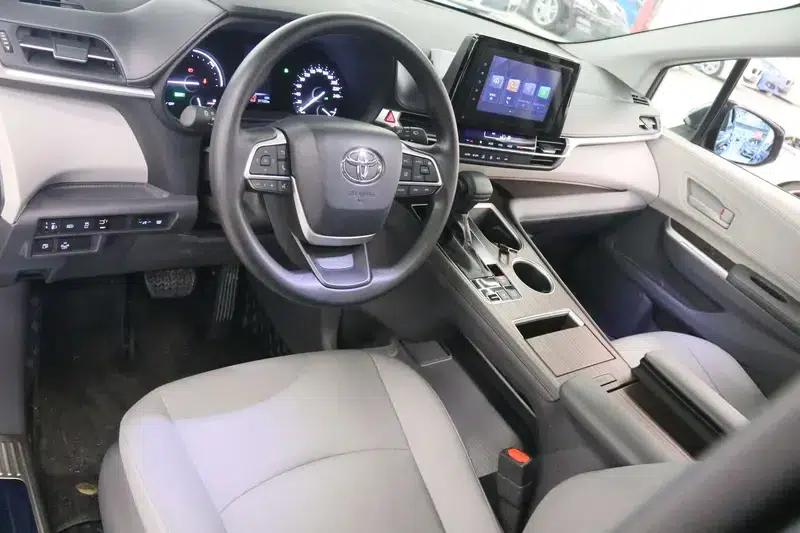 2023 Grevia Intelligent Hybrid Dual Engine 2.5L Comfort Edition — миниатюра 18
