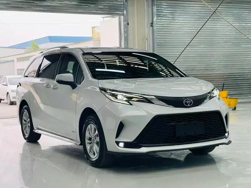 2024 Grevia Intelligent Hybrid Dual Engine 2.5L Two-Wheel Drive Comfort Edition — миниатюра 3