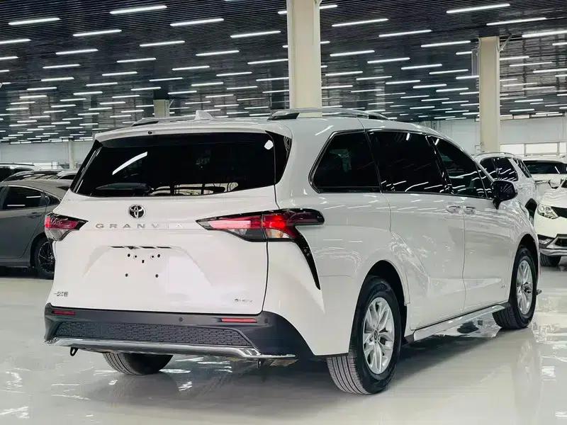 2024 Grevia Intelligent Hybrid Dual Engine 2.5L Two-Wheel Drive Comfort Edition — миниатюра 6
