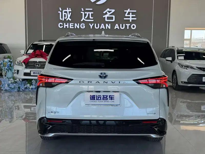 2023 Grevia Intelligent Hybrid Dual Engine 2.5L Flagship VIP — миниатюра 5