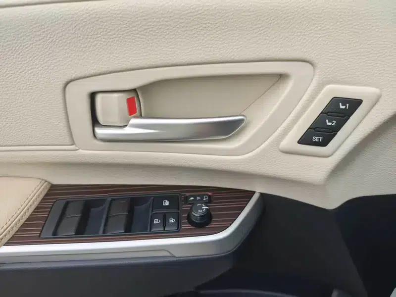 2023 Grevia Intelligent Hybrid Dual Engine 2.5L Premium PLUS — миниатюра 28