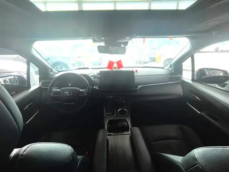 2023 Grevia Intelligent Hybrid Dual Engine 2.5L Flagship VIP — миниатюра 5