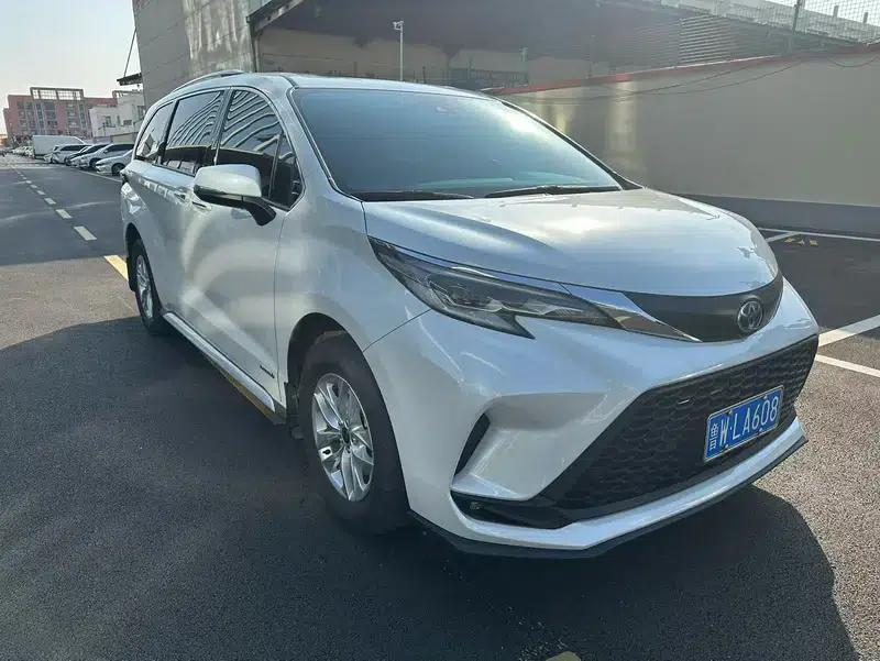 2024 Grevia Intelligent Hybrid Dual Engine 2.5L Two-Wheel Drive Comfort Edition — миниатюра 3