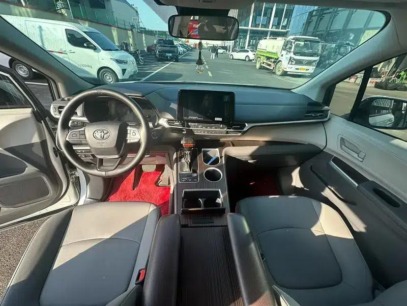 2024 Grevia Intelligent Hybrid Dual Engine 2.5L Two-Wheel Drive Comfort Edition — миниатюра 7