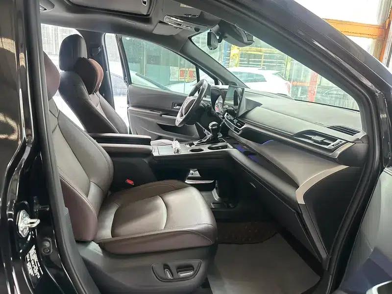 2022 Grevia 2.5L Hybrid Flagship Edition — миниатюра 6
