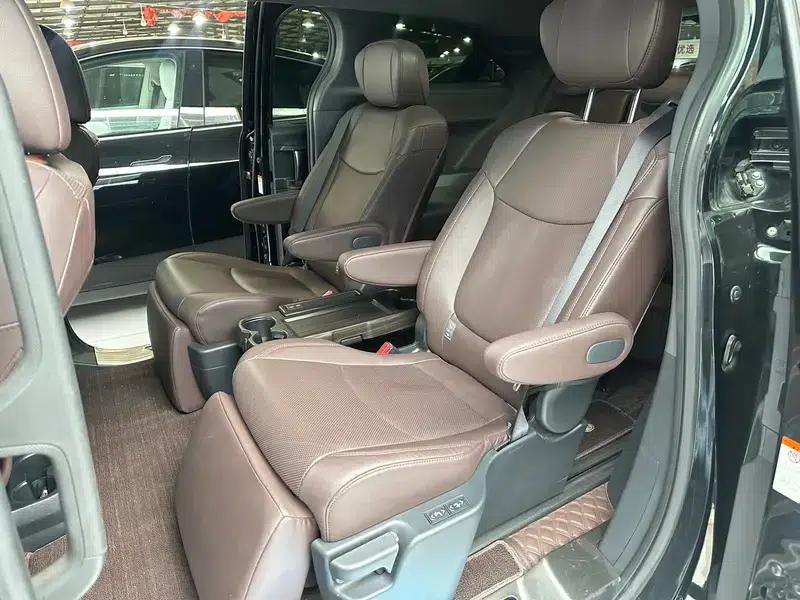 2022 Grevia 2.5L Hybrid Flagship Edition — миниатюра 10