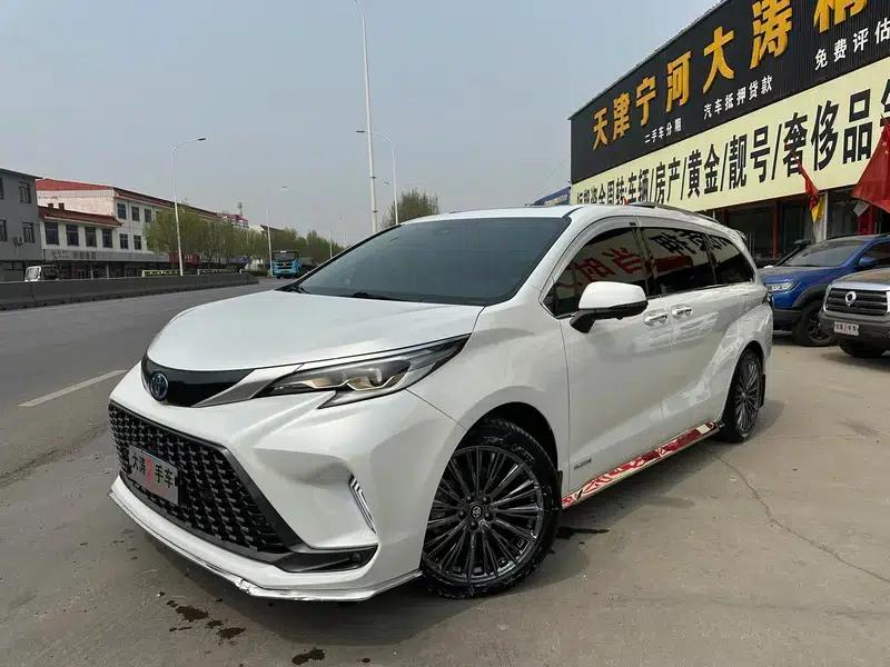 2023 Grevia Intelligent Hybrid Dual Engine 2.5L Premium PLUS — миниатюра 1