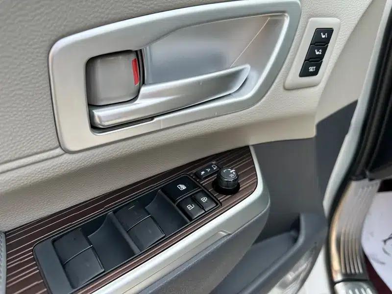 2023 Grevia Intelligent Hybrid Dual Engine 2.5L Premium PLUS — миниатюра 20